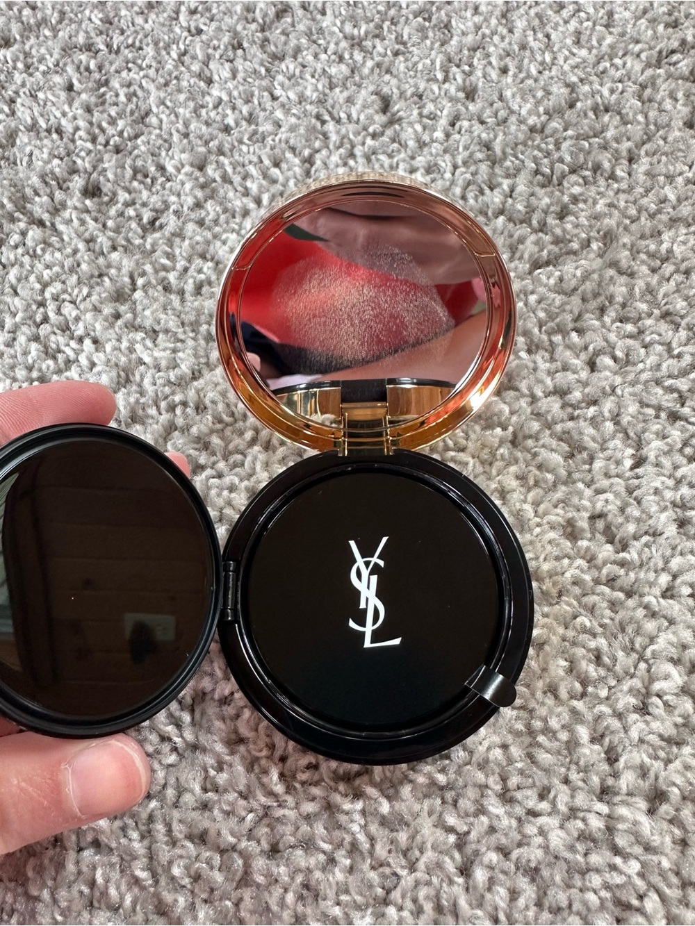 YSL Skin Affair Soft Glow Cushion Foundation in MW1 - Picture 5 of 9